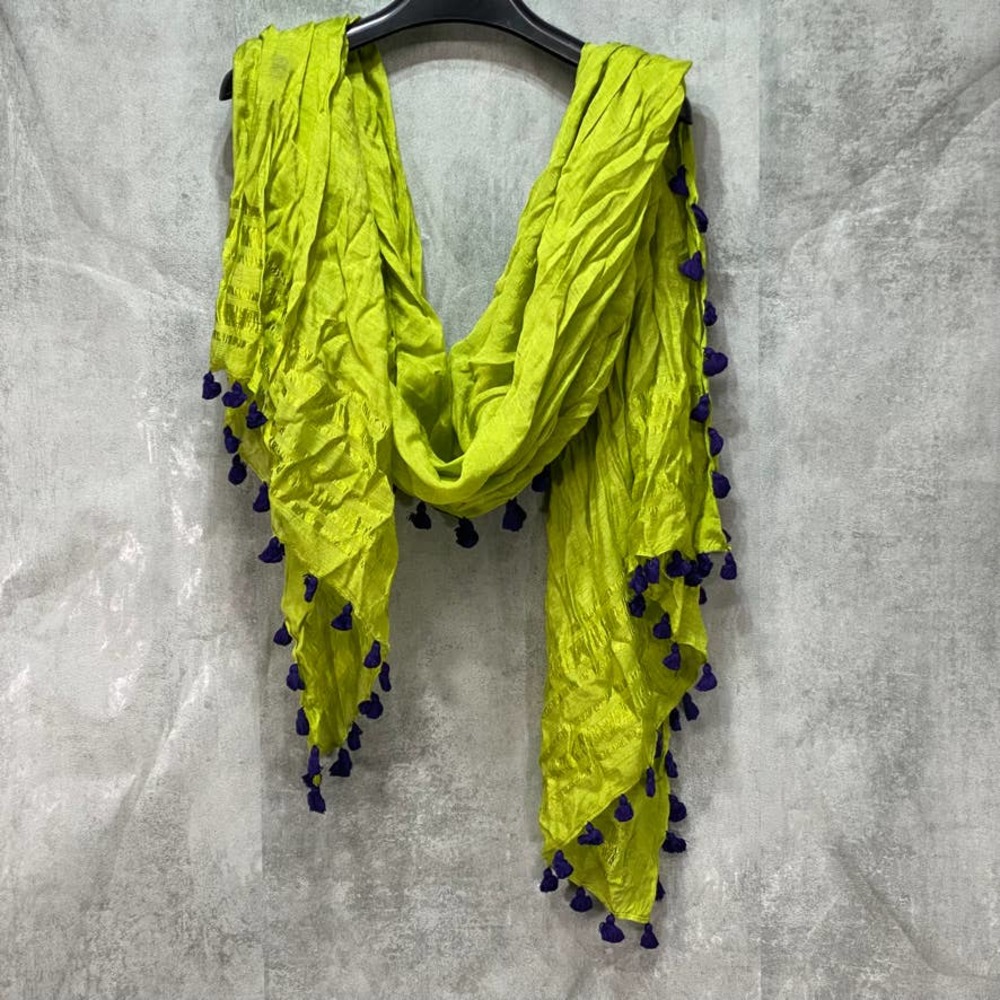 La Fiorentina Women's Lime Pom Pom Solid Scarf SZ OS